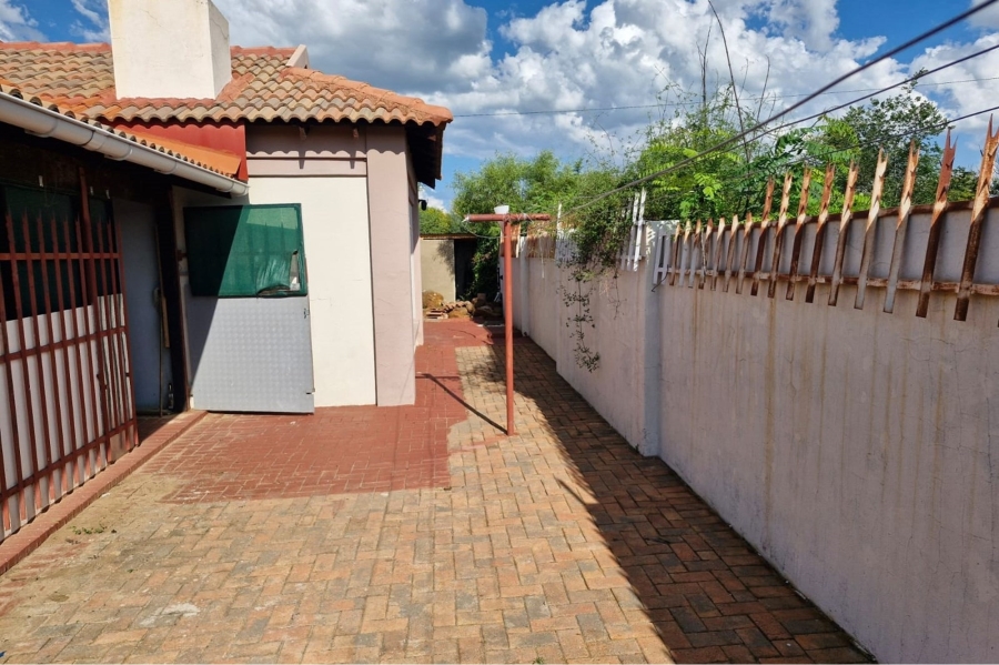 3 Bedroom Property for Sale in Meiringspark Ext 5 North West